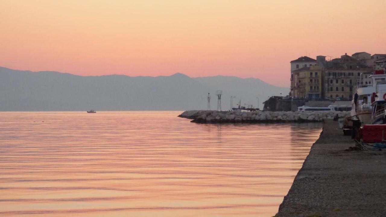 Апартаменты At The Heart Of Old Town Corfu  Экстерьер фото